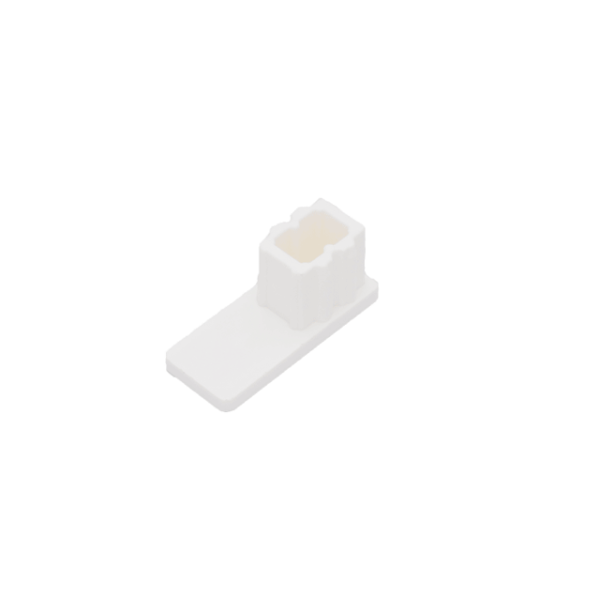 Equerre arrêt de tablier bas de coulisse rénovation blanc PVC Equerre arrêt de tablier bas de coulisse rénovation blanc PVC