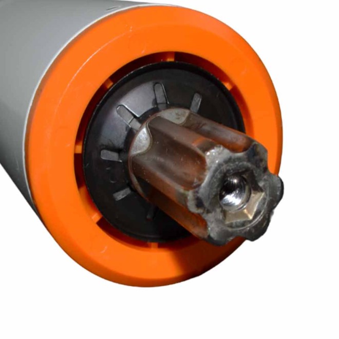 Axe de sortie du moteur Becker XL120/3G 24V - M06 pour volet roulant de piscine