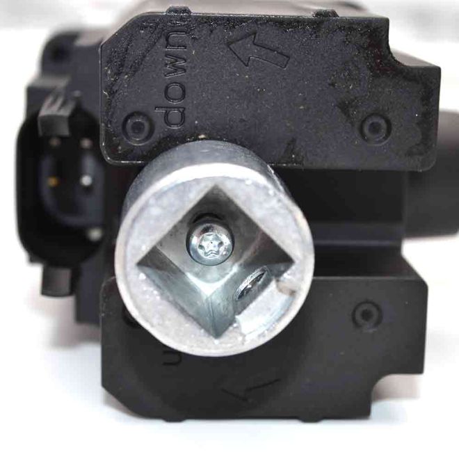 Vis de Fixation pour Adaptation Axe BSO Somfy J4